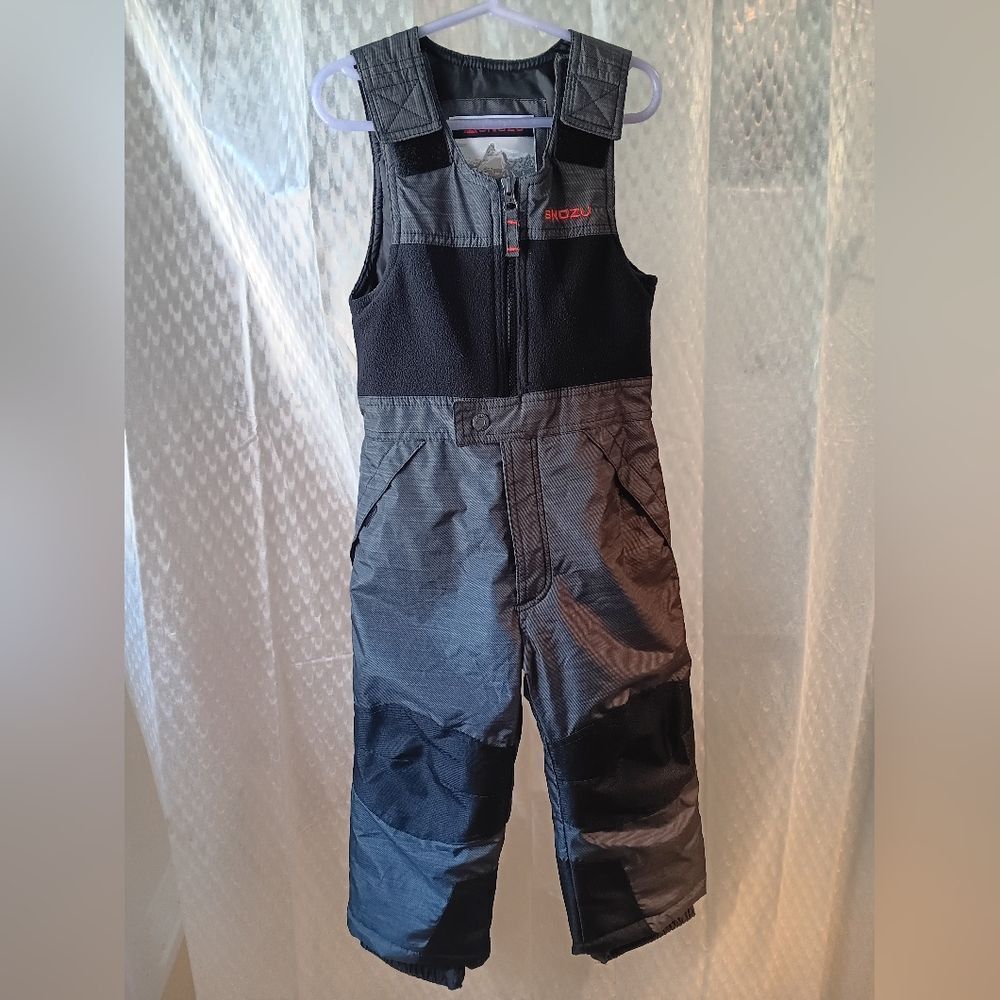 Snozu Black and Gray Snow Bib Size 4T